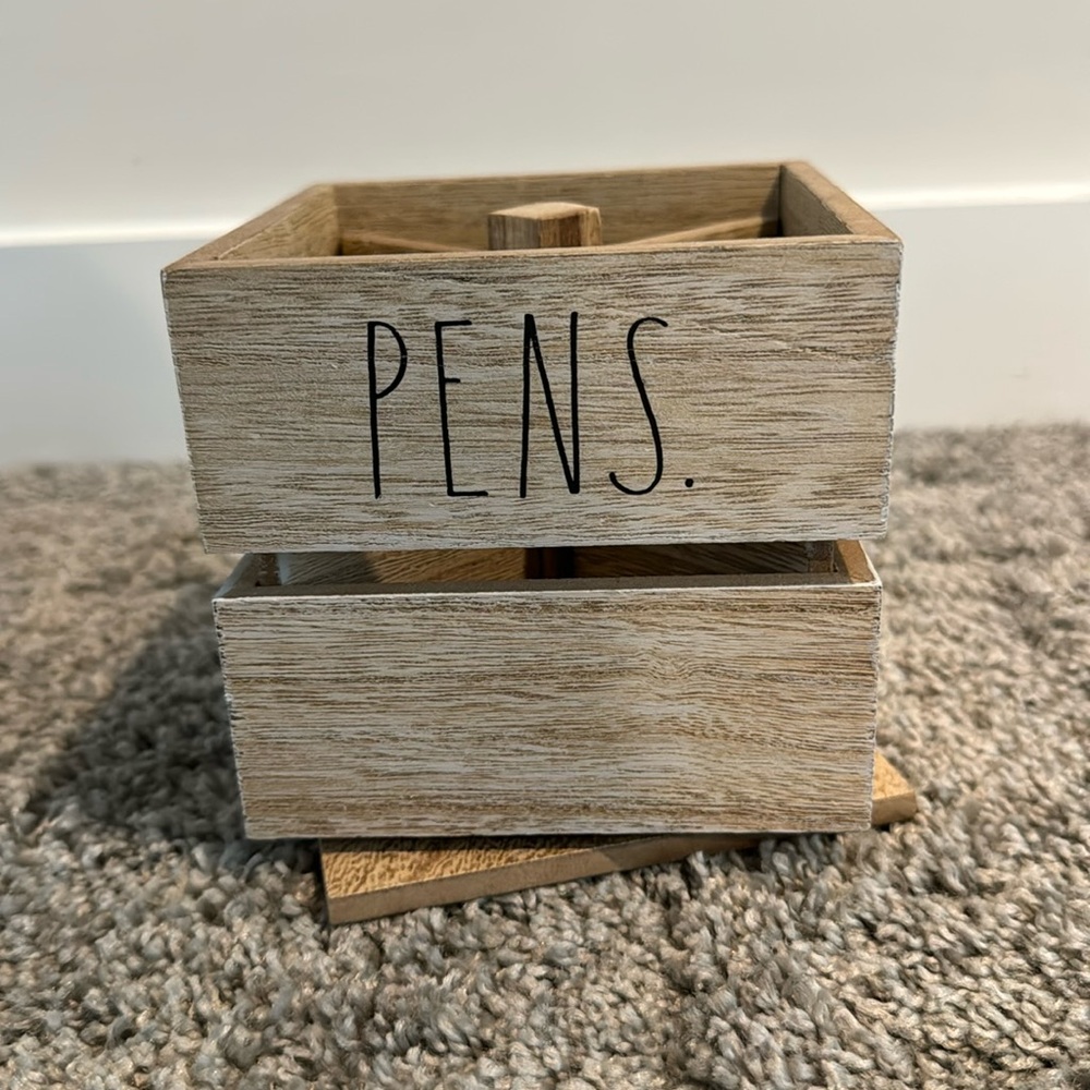 Pen/Pencil Holder